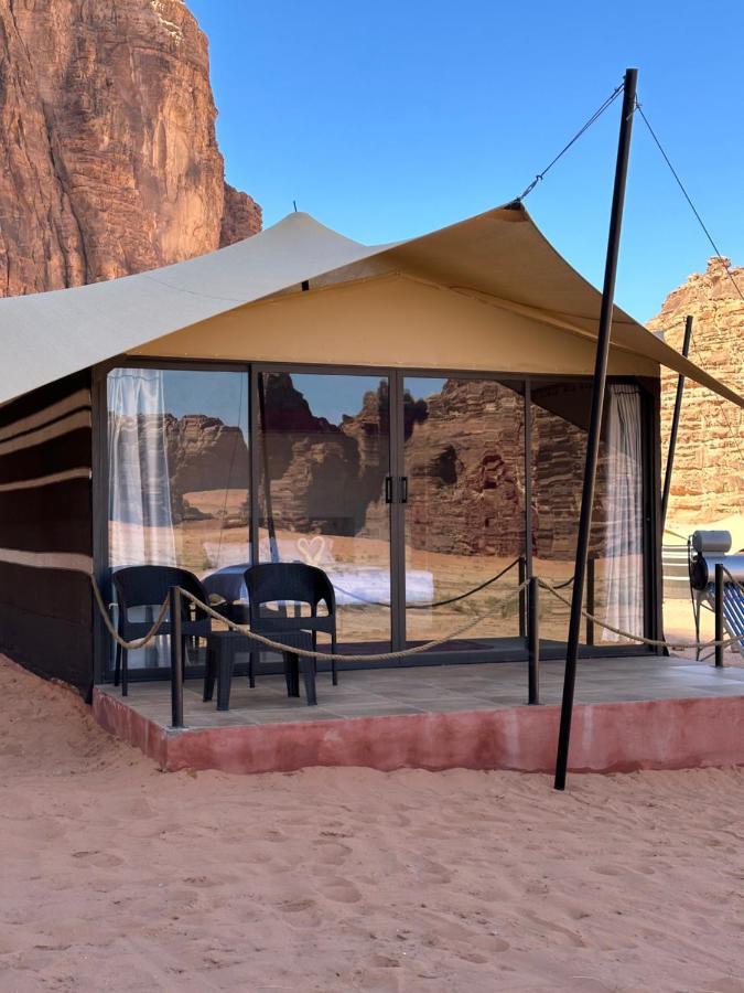 Wadi Rum Mirror Camp Exterior photo