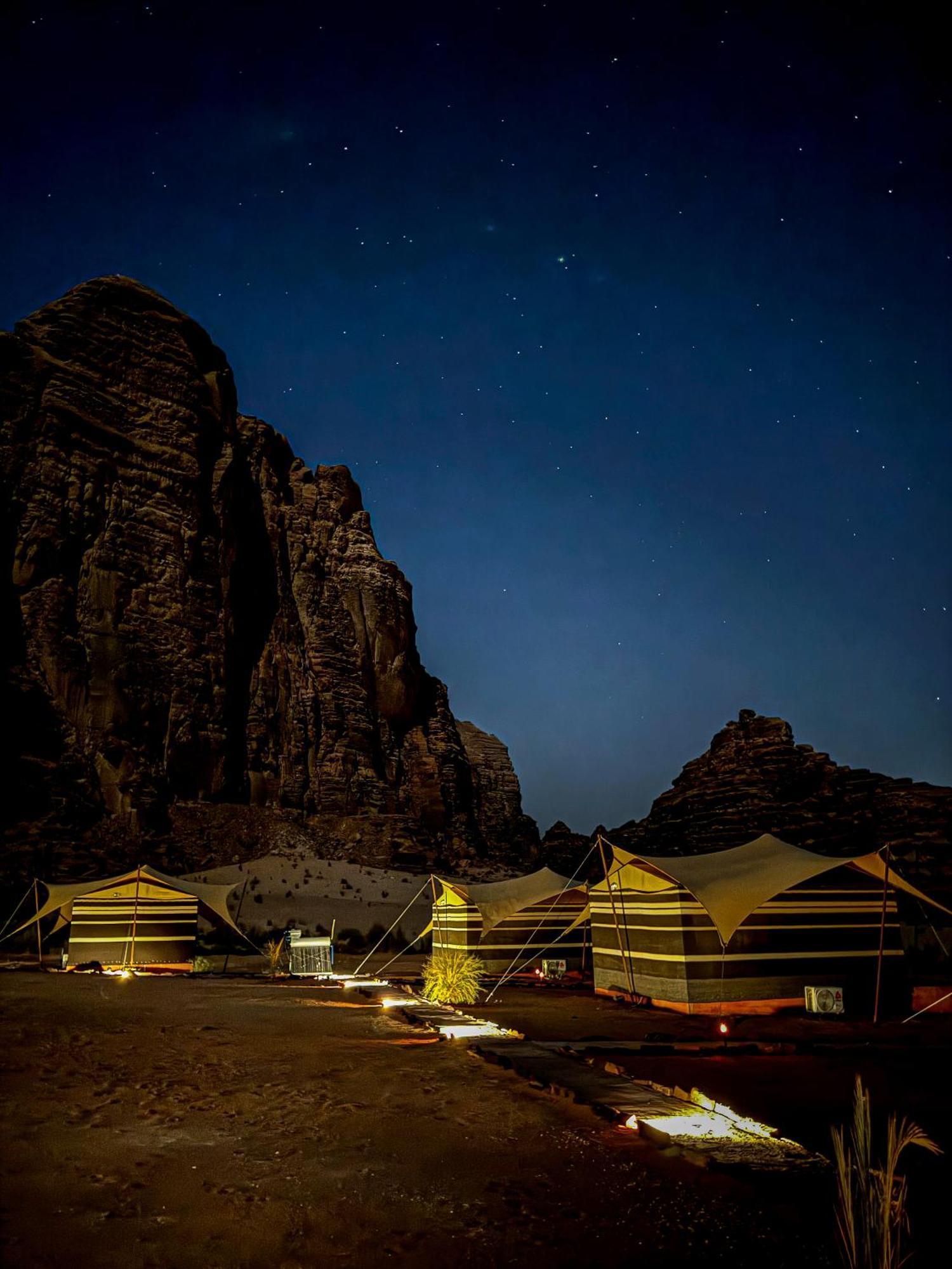 Wadi Rum Mirror Camp Exterior photo